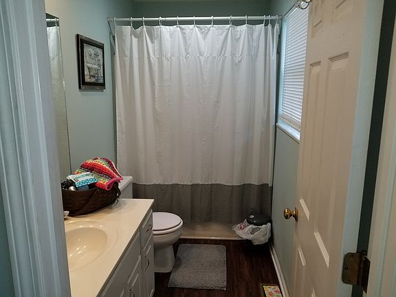 4th image of 165 Ella Way
