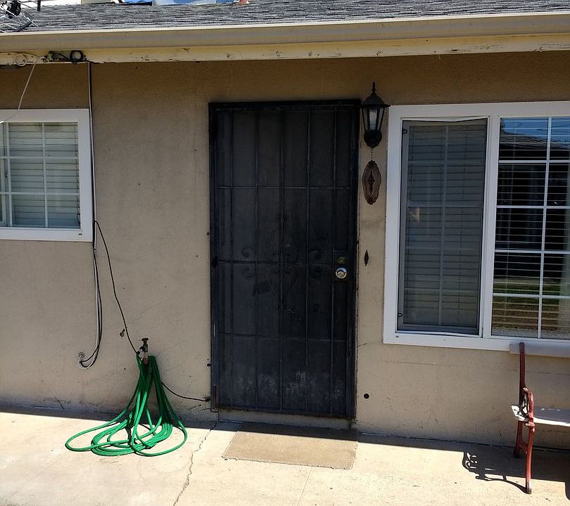 1st image of 1990 Parker Pl