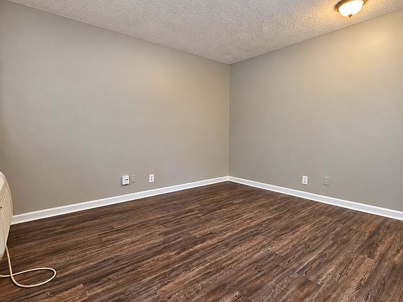 3rd image of 3900 Rucker Cir SW #19