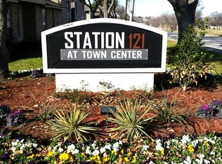 841 W Harwood Rd APT 213, Hurst, TX 76054