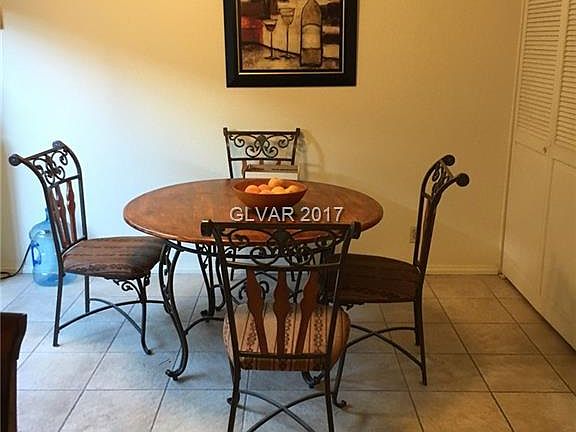 4th image of 4150 Flamingo Crest Dr Unit 4