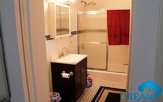 Rented by Oxford Property Group | media 20