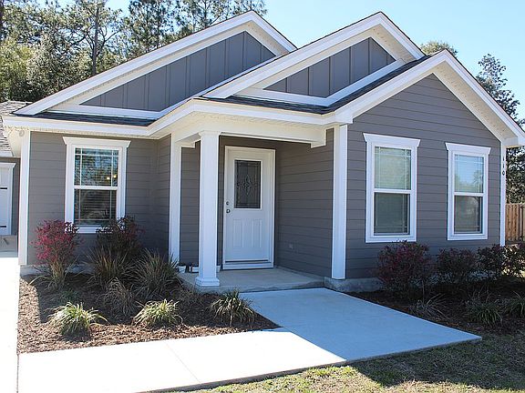3rd image of 110 Juniper Dr