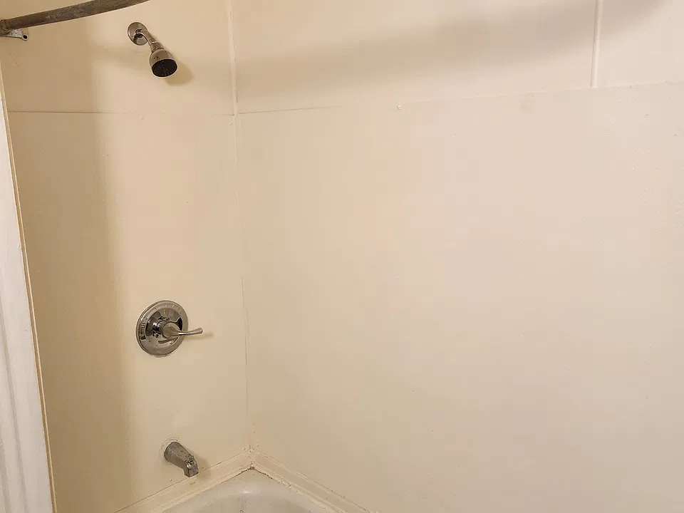 416 John St #2