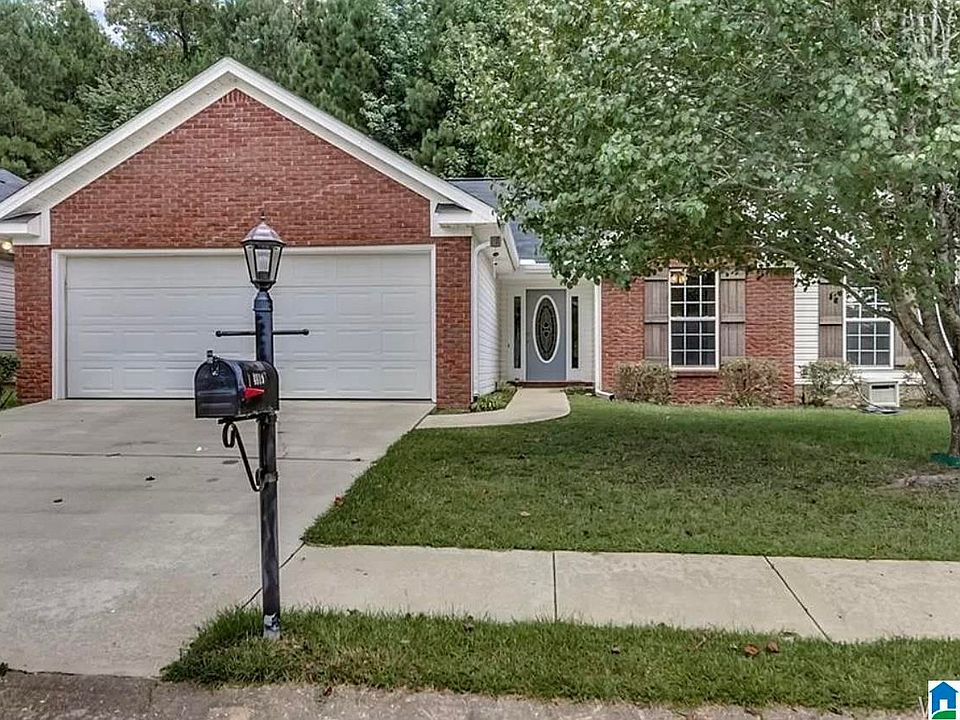 1st image of 4819 Cambridge Dr