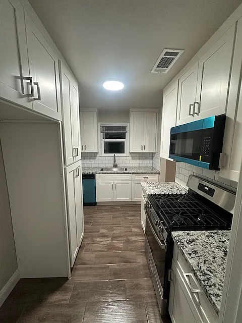 1 bed, $1,200 — Photo 3