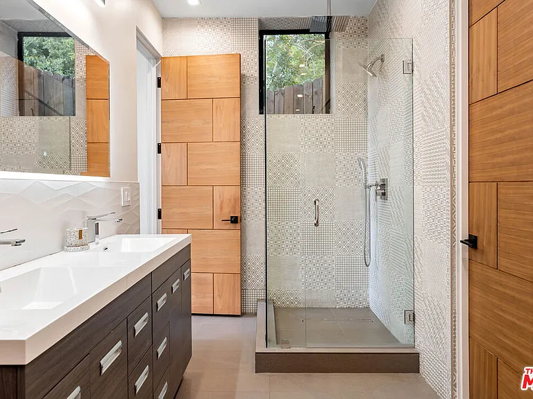 3712 Broadlawn Dr — Photo 35
