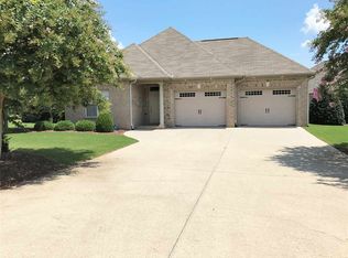 26645 Mill Creek Dr, Athens, AL 35613