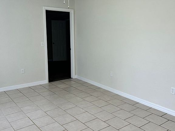 5th image of 20362 Marlin St