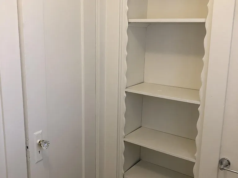 501 W Whiting Ave #8 — Photo 34
