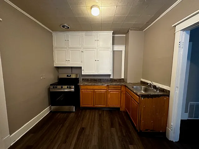 1 bed, 700 sqft, $995 — Photo 2
