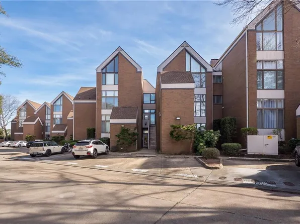 696 Mowbray Arch #950, Norfolk, VA 23507