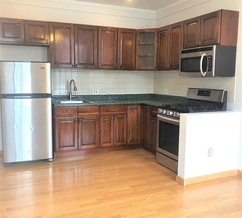 1st image of 145 17th St #2B