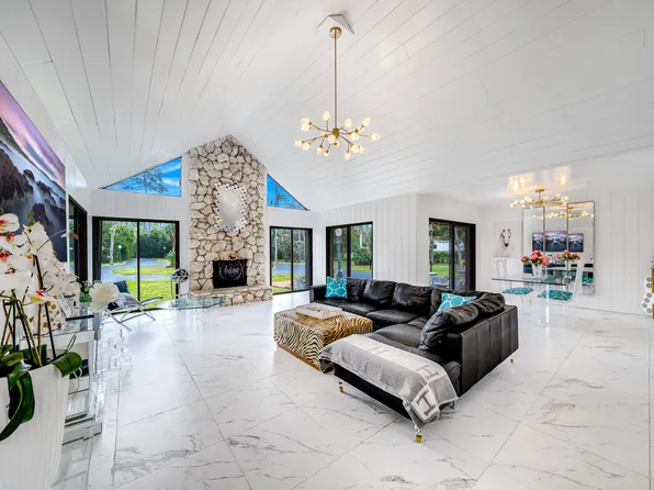 583 Rambling Drive Circle, Wellington, FL 33414