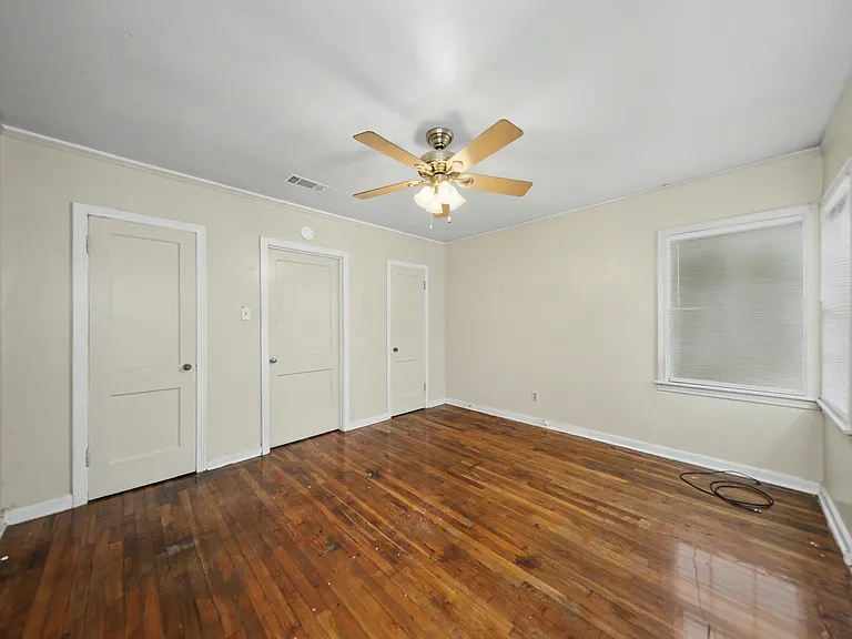 1502 S 7th St — Photo 12