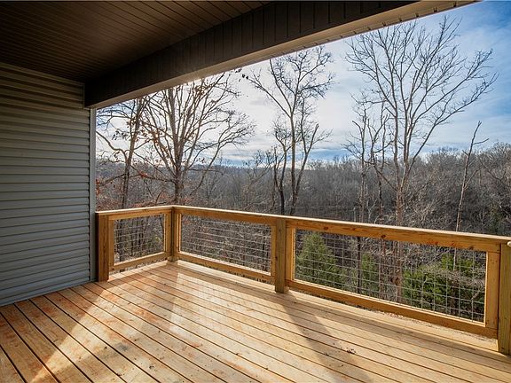 4th image of 15 Kenninghall Ln