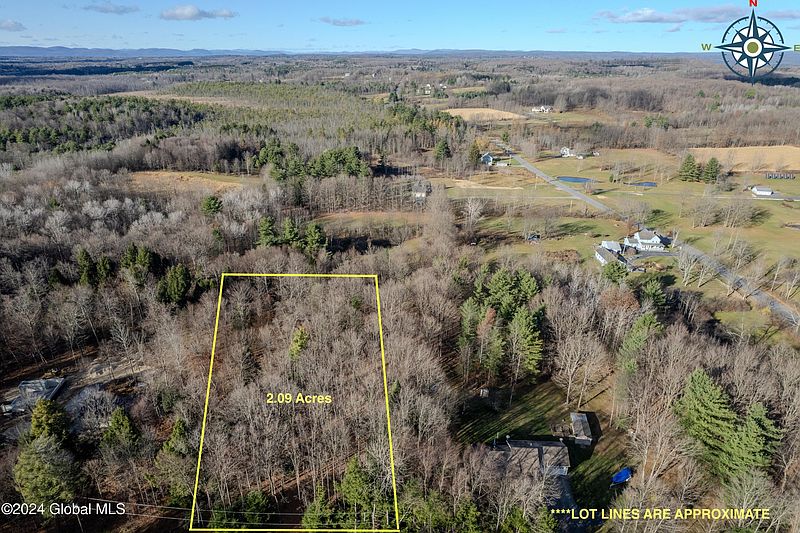 3rd image of 8 Rocky Ridge Road