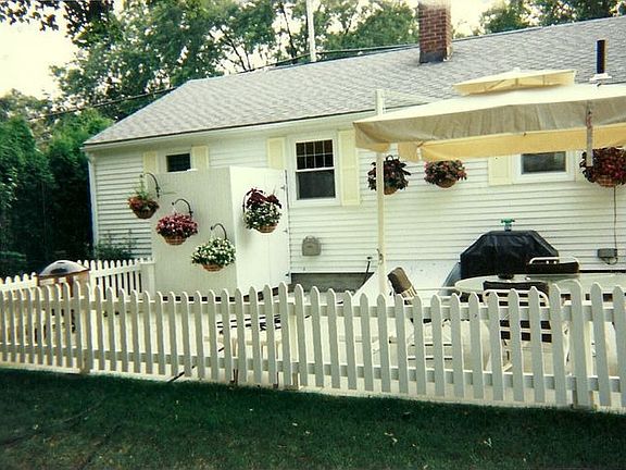 Outdoor Enclosed Shower