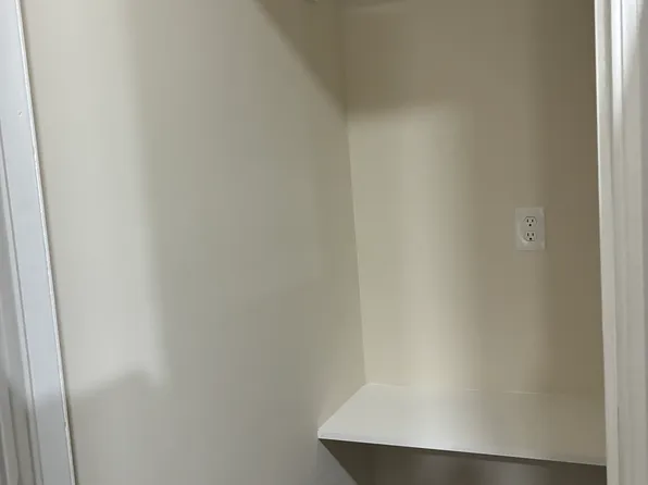 2 Southview Ct, Piscataway, NJ 08854