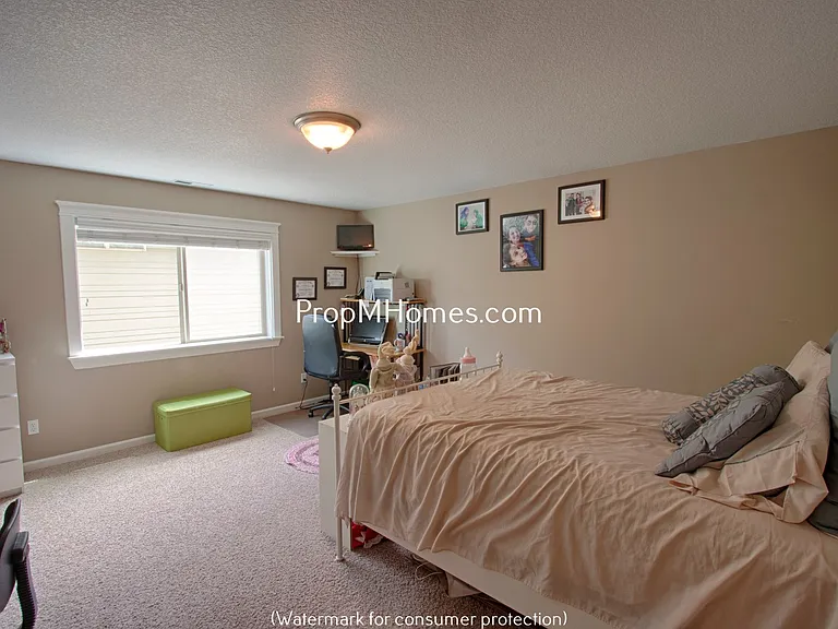 682 June Dr — Photo 18