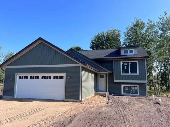 6434 Luda Ct, Coopersville, MI 49404