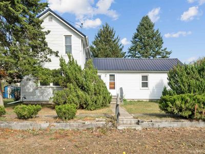 100 Volga St, Volga, IA, 52077