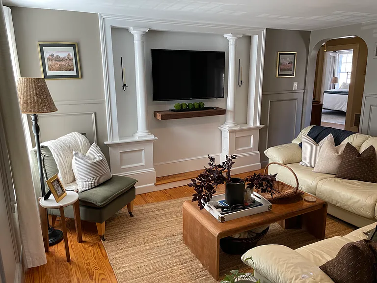 Living room.