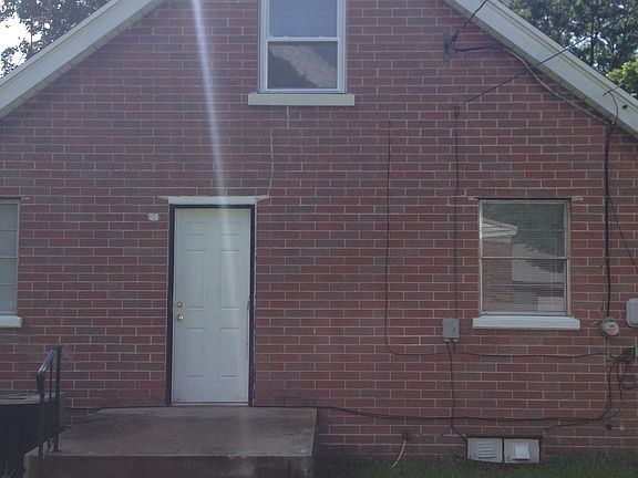 2nd image of 1818 Huey St