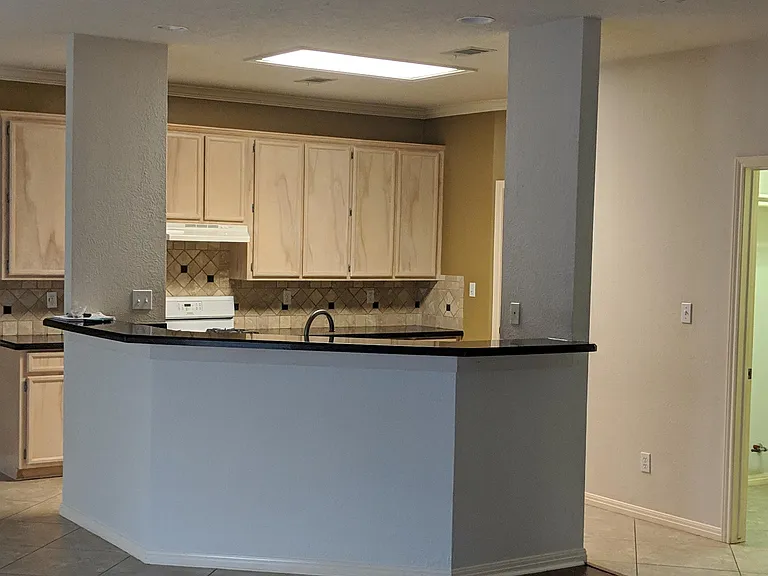 8005 Blue Bonnet Ln — Photo 7