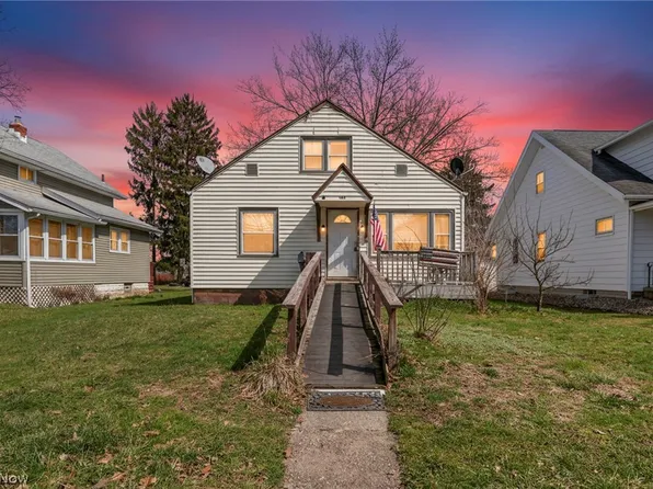143 Conrad St, Barberton, OH 44203