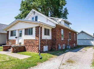 801 Peoria St, Washington, IL 61571