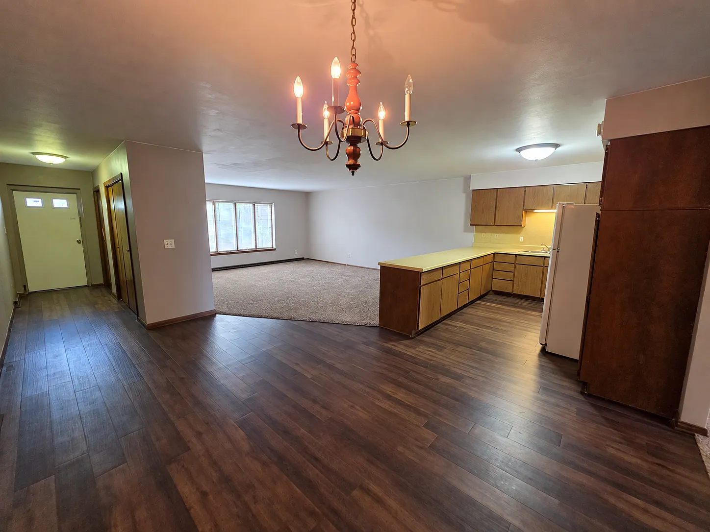 1 bed, 1.0 bath, 1000 sqft, $850 — Photo 3