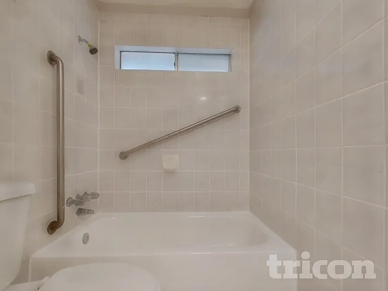4422 Monteith Dr — Photo 10