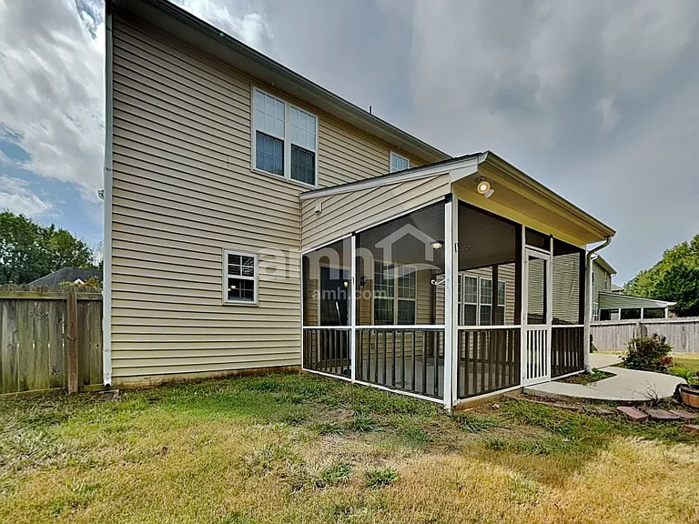 369 Collinsworth Dr — Photo 18