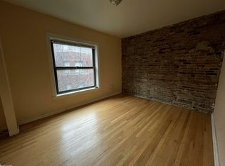 849 W Cornelia Ave #1413, Chicago, IL 60657