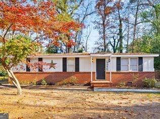 129 Woodland Dr, Gray, GA 31032