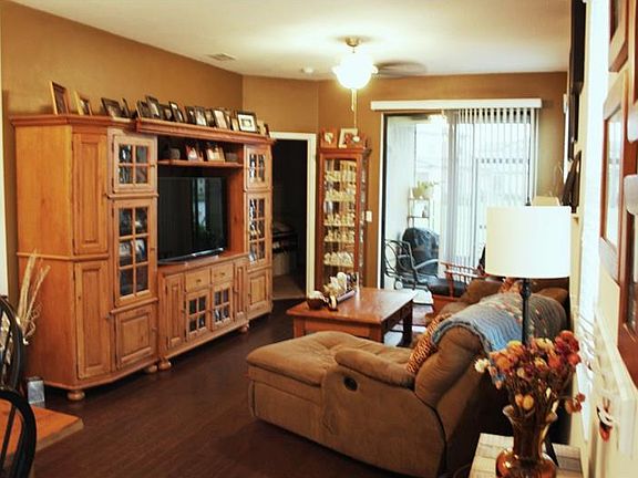 2nd image of 2343 Seven Oaks Dr