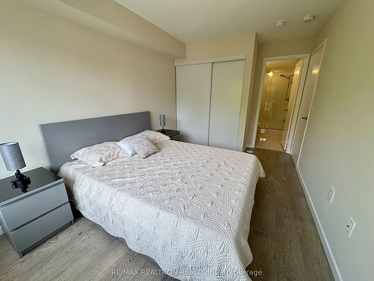 100 Alex Gardner Cir #5 — Photo 19