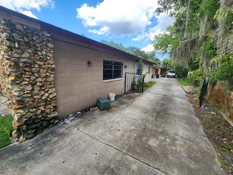 1st image of 1013 Persimmon Ave