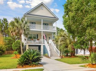 1976 N Creek Dr, Mount Pleasant, SC 29466