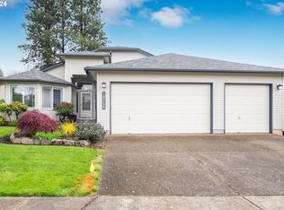 19326 Carmelita Dr, Oregon City, OR 97045