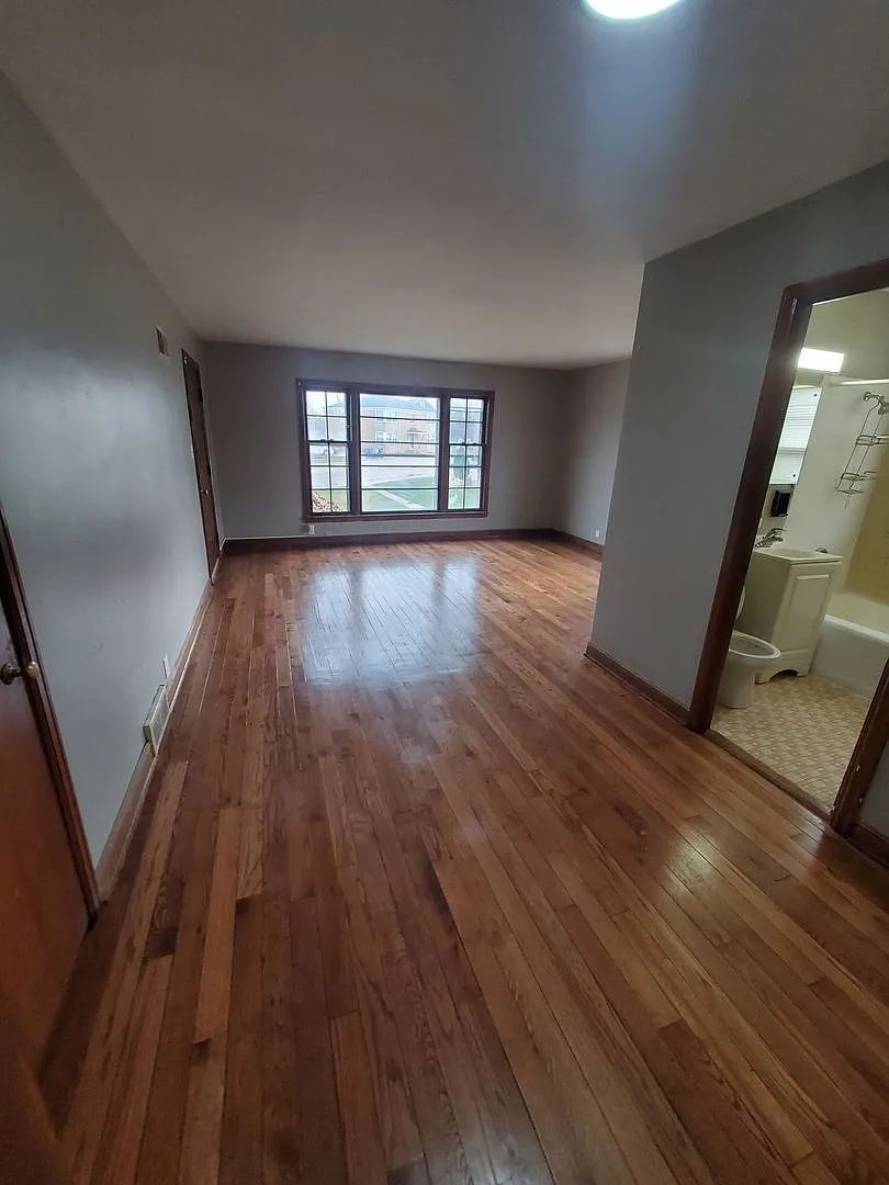 6069 W. Appleton Ave. (4 Unit) — Photo 3