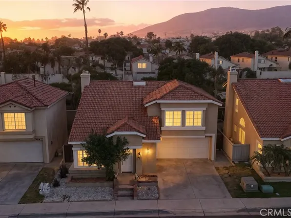 800 Vista Real St, Corona, CA 92879