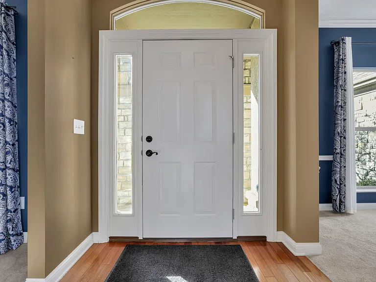 8006 Caraway Ave — Photo 5