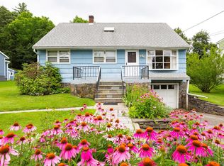 511 Walnut St, Hurley, NY 12443