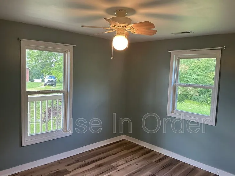 67 Madrid Ln — Photo 20