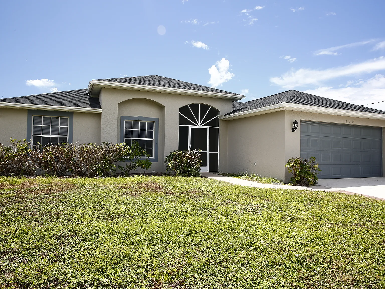 4 bed, 1411 sqft, $2,050 — Photo 3