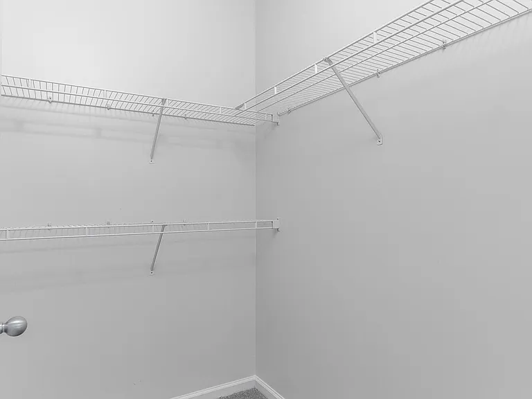 2105 Regency Ct — Photo 20