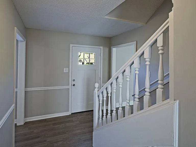 4108 Nipoma Cv — Photo 2