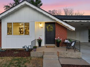 3148 E Maplewood Ave E, Centennial, CO 80121